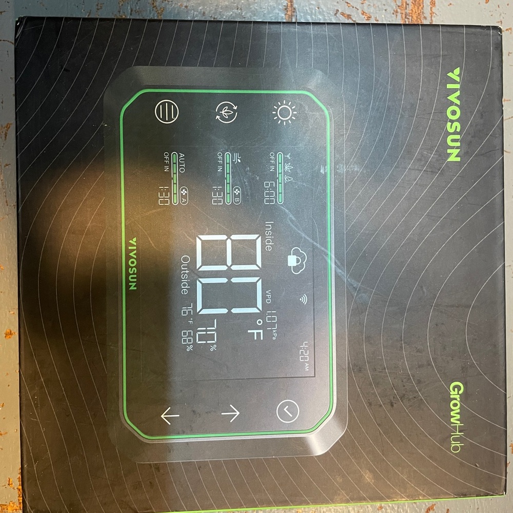 Vivosun grow hub E42A and Ink bird plug and play thermostat.